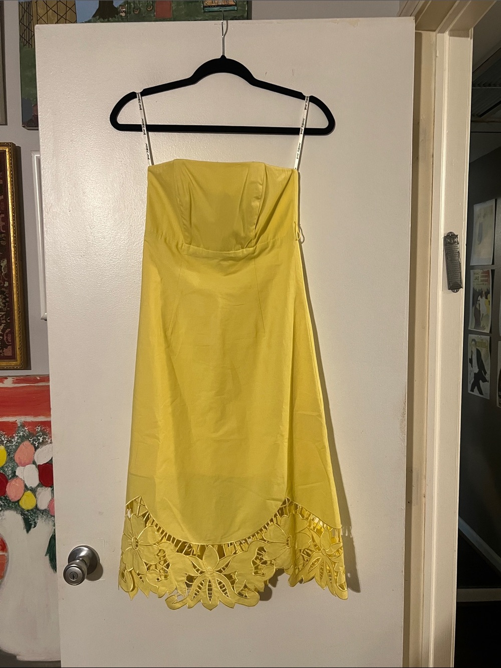 Betsey Johnson vintage yellow strapless dress. zip closure. Boning for structure